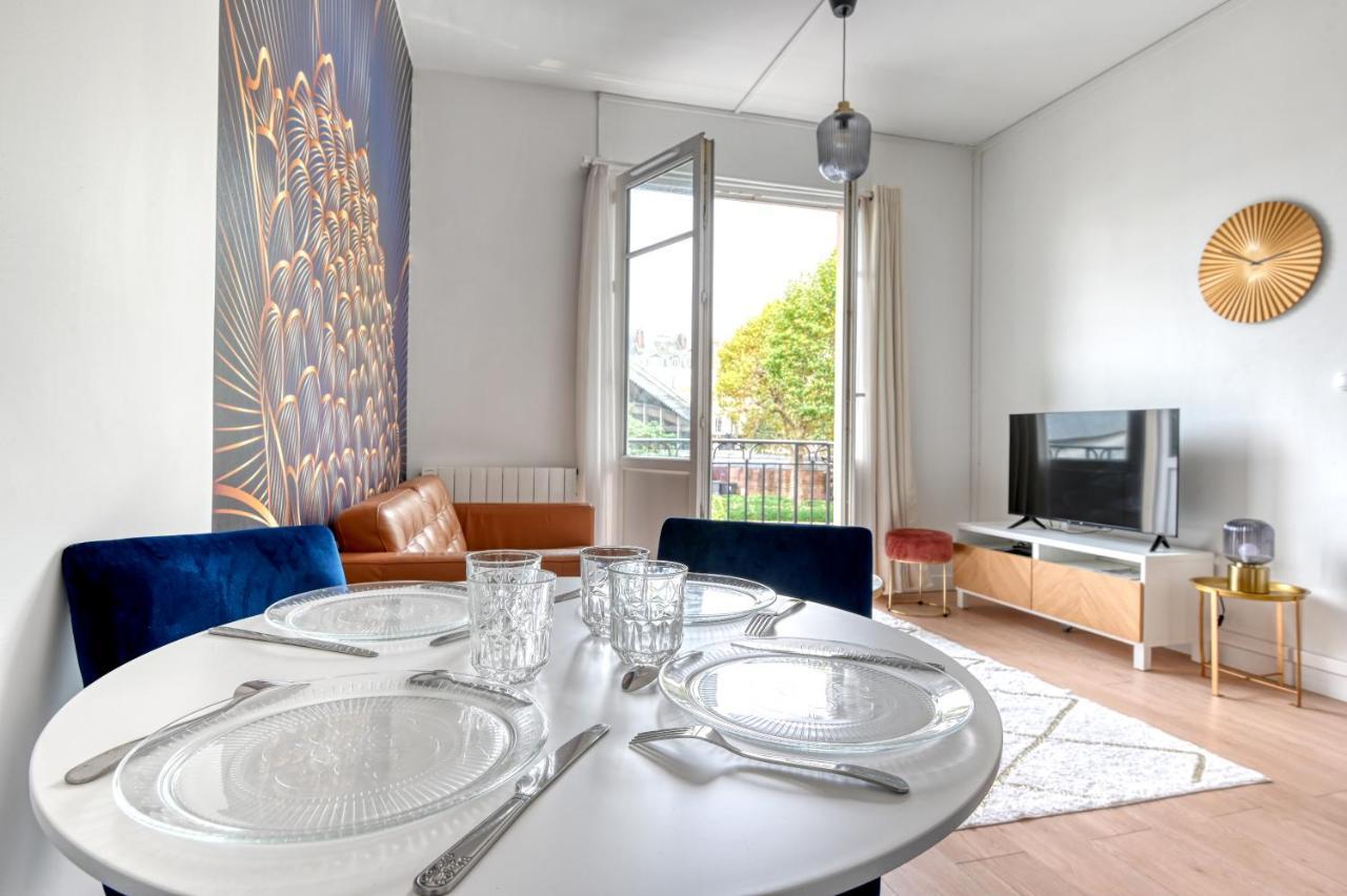 Glamour Chic En Hyper Centre Pour 4 - Wifi - Sauna Pour 2 - Mylittlestay Ruan Exterior foto